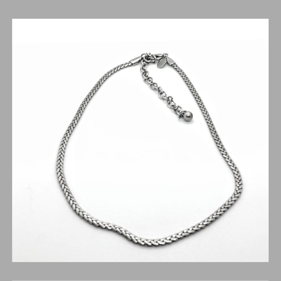 Chico's Other - 👣3/$20. Chico's 15" + 3" extens Silver Necklace